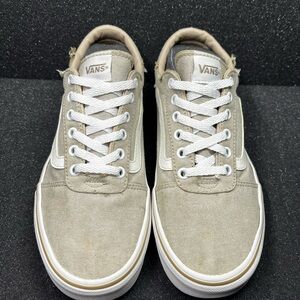 Vans women’s Beige Canvas Sneakers